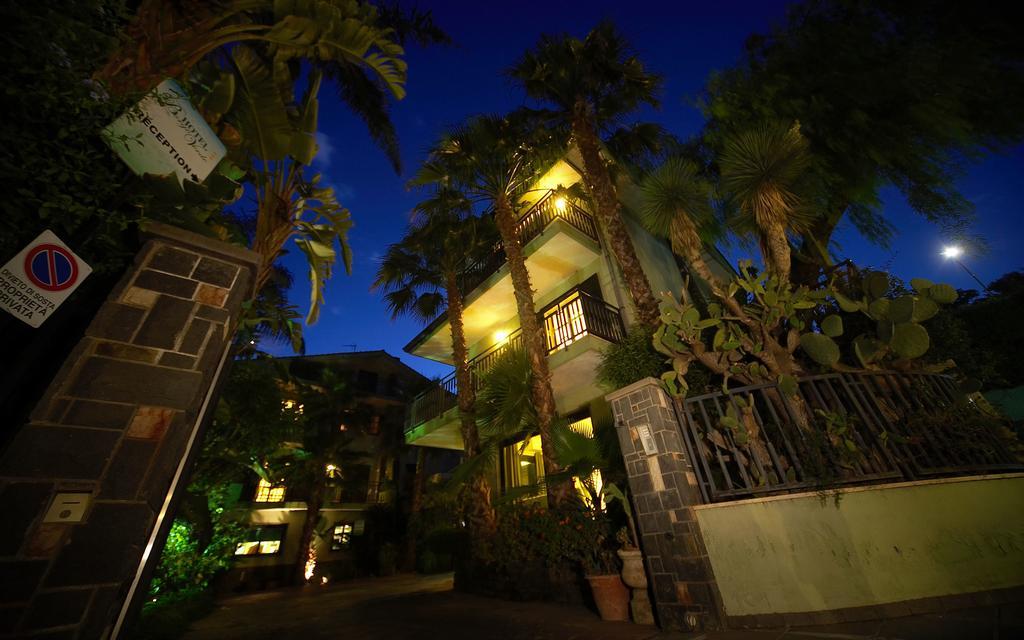 Hotel Borgo Verde Catania Bagian luar foto